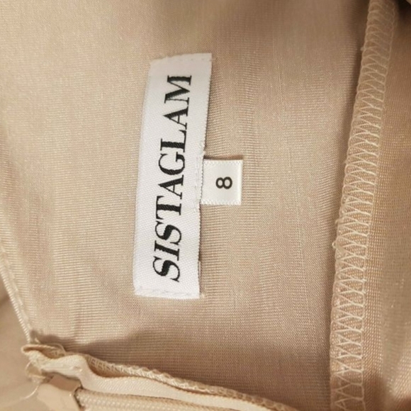 Elegant evening dress - Picture 2 of 4